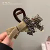 Pin de tiburón de peluche de dibujos animados, un pasador de pelo de tamaño grande y alta gama para crear peinados elaborados, una pinza de pelo de garra para mujer, un delicado accesorio para el cabello