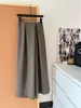 Pantalones casuales asimétricos de estilo coreano, holgados, con cintura elástica, pliegues hechos a mano, diseñados para disimular la figura, en color caqui con pliegues de pelo de conejo