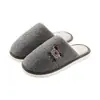 Pantuflas de algodón para hombre resistentes al olor, nuevo estilo otoño/invierno 2026, pantuflas de casa para interior con forro polar para mayor calidez, antideslizantes y silenciosas en el suelo