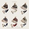 Sombrero Nuevo para Mujer Sombrero de Punto de Tres Bolas con Protección para las Orejas Jacquard de Letras Sombrero del Noreste Forrado de Lana Grueso Estilo Étnico Sombrero Lei Feng
