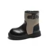 Botas de cuero de media pantorrilla versátiles para uso diario casual infantil, modelo otoño 2026, con hebilla de cinturón y diseño de costuras
