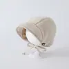 Gorro de Orejeras de Lunares de Invierno para Bebés Niños y Niñas Gorro Grueso de Lana de Cordero de Cobertura Total para Bebés y Niños Pequeños con Cierre de Lazo Gorro Cálido a Prueba de Viento