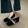Zapatos Mary Jane para Mujer 2026 Nuevo Primavera Boca Baja Slip-on con Falda Temperamento Suela Plana Plata Franceses Zapatos Individuales