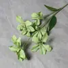 Flores Artificiais Orquídea Chama de 7 Cabeças Arranjo Floral Salão de Casamento Flores Falsas Adereços para Fotos ao Ar Livre Plantas Artificiais Atacado