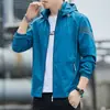 Chaqueta Ligera para Hombre con Protección Solar UPF50+, Secado Rápido, Tejido de Seda de Hielo Transpirable con Capucha, Abrigo para Exteriores