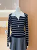 Suéter de punto fino de lana a rayas estilo universitario con cuello POLO, corte ajustado, para mujer, nuevo modelo 2026, suéter holgado y adelgazante 18684