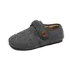 Zapatos estilo gorro Birkenstock de suela blanda forrados de felpa gris, zapatos peludos para mujer, nuevos zapatos de algodón cálidos otoño/invierno 2026