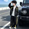 Conjunto de Chaqueta de Otoño para Niños 2026 Nuevo Pantalón de Primavera y Otoño para Niños Mayores, Atuendo Deportivo de Otoño, Fresco, Elegante y Moderno