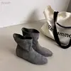 Botines Cortos Retro con Tacón Interior Recortados Tallados para Mujer 2025 Verano y Otoño Nueva Moda Botas Vaqueras Versátiles Planos Botines Cortos
