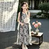 Vestido de verão para meninas 2026 novo estiloso vestido infantil estilo férias para meninas mais velhas, lindo vestido regata de verão