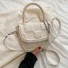 Bolsa pequena popular para mulheres 2022 primavera e verão novas bolsas estilo coreano moda all-match bolsa mensageiro moda bolsa quadrada pequena saco