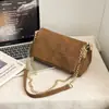 Bolso de Mano Cuadrado Pequeño Estilo Minimalista Japonés Transfronterizo para Mujer, Bolso de Hombro con Cadena a Cuadros Nuevo Invierno 2025 Bolso Cruzado de Moda