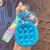 Brinquedo antiestresse de monstro de desenho animado criativo, chaveiro de carro fofo, pingente de mochila, pequeno presente para casais, atacado