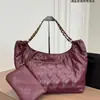 Bolsa tote com padrão de losangos vintage, luxo leve, grande capacidade, com alça de corrente metálica, bolsa tote versátil para ombro e sob o braço