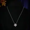 Conjunto de Colar e Brincos de Trevo com Pedras Preciosas de Luxo Leve, Corrente de Clavícula Full Diamond de Luxo Leve, Acessórios Versáteis de Zircônia de Alta Qualidade para Mulheres