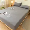 Funda de colchón impermeable de color sólido Amazon transfronteriza, protector de colchón impermeable a prueba de orina de una sola pieza, protector de colchón Simmons de hotel, funda antideslizante