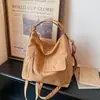 Mochila Biker Versátil Retro da Moda para Mulheres, Novo Estilo, Multiuso para Ir ao Trabalho e para a Aula, Bolsa Transversal de Ombro Único