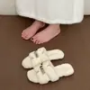 2026 Chinelos Femininos Roupa de Exterior Celebridade da Internet Moda Solado Grosso Chinelos de Dedo Outono/Inverno Fivela de Couro Sapatos de Algodão Pelo Casual Simples