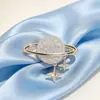 Broche de Moda Más Vendido Transmitido en Vivo, Hebilla de Bufanda de Seda de Alta Gama Estilo Coreano, Broche de Pedrería a la Moda, Pin para Abrigo, Accesorio de Ropa de Perla