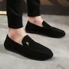 Sapatos de Lona Masculinos Sapatos de Lona Slip-on Sapatos Masculinos Pernas da Moda Sapatos de Tecido Masculinos Versátil Sapatos Preguiçosos Casuais Estilo Coreano Explosões