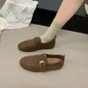 Aumento da altura interna 2026 slip-on de um passo sola macia novo preguiçoso estilo antigo sapatos de dirigir estilo dinheiro outono tamancos femininos