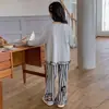 Pijama infantil para primavera e outono, modelo fino de manga longa em modal para meninas, novo modelo para meninas mais velhas, roupa de casa popular