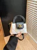 Bolso acolchado estilo Chanel transfronterizo, bolso cuadrado pequeño de nuevo diseño, versión coreana retro simple para comercio exterior cruzado
