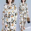 Conjunto de Algodón Nube para Primavera y Otoño, Moda de Ropa de Casa de Manga Larga y Pantalón Largo para Madres Jóvenes y de Mediana Edad, Adecuado para Usar al Aire Libre