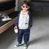 Traje Masculino 2025 Nova Primavera e Outono Roupas Infantis Estilo Coreano Lindo Menininho Moletom Gola Polo Roupas de Bebê