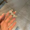 Pasador con un Toque de Lujo, Exquisito Pasador de Pato para Mujer, Pinza para Flequillo Lateral, Accesorio para el Cabello, Pinza de Nuevo Estilo 2026, Pinza Lateral con Flor de Cristal