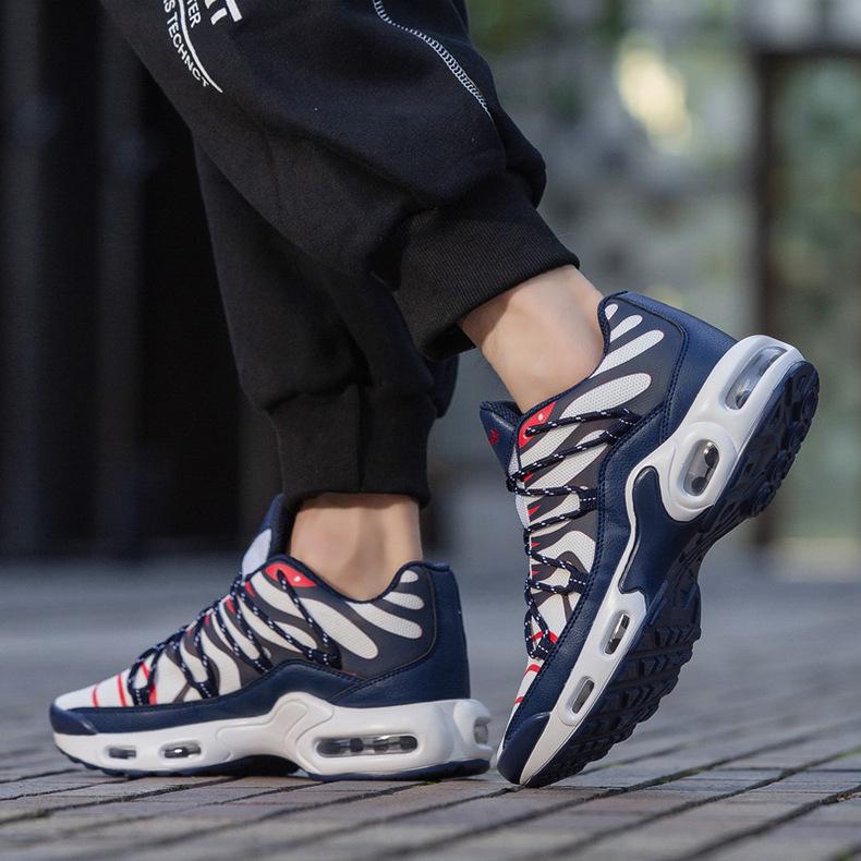 男鞋大码飞织运动鞋透气