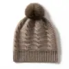 Chapéu de Cashmere 2026 Outono/Inverno Novo Chapéu de Malha Feminino Liso com Padrão Torcido e Pom-Pom, Gorro de Malha Quente e Fashion