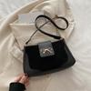 Casual Casual Retrô Cor Pura 2025 Verão Novo Estilo Laço Moda Nicho Ombro Único Axila Bolsa Pequena Quadrada para Mulheres