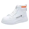 Tênis de cano alto, leves e confortáveis, para mulheres, nova coleção outono/inverno 2026, sapatos casuais versáteis, tênis brancos, forrados com fleece para aquecimento, sapatos de algodão