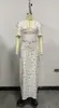 Novo vestido de cetim estilo europeu e americano da Amazon com acabamento em renda, decote V, estampa de bolinhas vazada e design justo de manga média