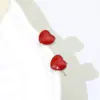 Brincos de Clipe Pequenos em Formato de Coração Vermelho com Design Transparente, Brincos de Estilo Nicho, Simples e Versáteis, Brincos Frescos e Estilosos