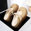 Chinelos Femininos 2026 Verão Novos com Solado Grosso Estilo Birkenstock, Bico Fechado, Estilo Fada Pérola Super Populares, Meio Chinelo Mary Jane