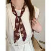 Lenço de Pescoço Estilo Old Money Retro Paisley Colar para Mulheres, Lenço Retrátil de Nicho de Luxo para Combinar com Camisas, Acessório da Moda