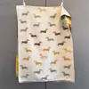 Novo Cachecol Dachshund Estampado Integral Leite Fufu Outono e Inverno Fofo Doce Macio Atmosfera Fofa Cachecol Xale Quente para Mulheres