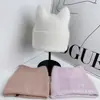 Gorro de Punto Cálido de Piel de Conejo de Invierno para Mujer 2024 A Prueba de Frío Moda Doble Cuerno Cara de Niña Linda Gorro Pequeño de Lana Moderno