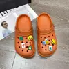 Zuecos de moda para mujer, antideslizantes, lindos y femeninos, sandalias de playa de punta cerrada para verano, adecuados para usar al aire libre, zapatos de enfermera, pantuflas de suela gruesa
