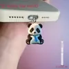 Tapón de Polvo para Teléfono Móvil con Diseño de Niña Linda de Acrílico 2D Transfronterizo Adecuado para Decoración Tipo-C de iPhone