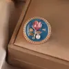 Novo broche estilo antigo de alta qualidade ins para mulheres estilo chinês leque borla pino de terno placket de pressão cheongsam corsage atacado