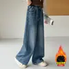 Calça Jeans Outono/Inverno 2026 Estilo Coreano para Crianças de Meia-Idade e Mais Velhas Bolsos Dupla Cor Jeans com Aveludado Coração Pequeno