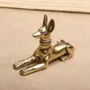 Pequenos enfeites de cachorro de cobre, latão maciço, cão-lobo Wangcai, arte em cobre, animal de estimação de cobre, cabo de cobre antigo, bronze antigo esculpido, utensílios de bronze antigo