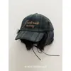 Gorro de Peluche Grueso a Cuadros Estilo Ning Yizhuo con Orejeras para Mujer, Gorra de Béisbol Cálida para Otoño e Invierno que Protege los Oídos y Hace que la Cara Parezca Más Pequeña