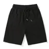 Pantalones cortos de cinco puntas 2026 de diseño moderno y sencillo, adecuados para el ocio diario al aire libre y la ropa de playa, versátil ropa de verano para hombre