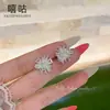 TH0480 S999 Aretes de Fuegos Artificiales de Diamante Cuadrado Brillante con Aguja de Plata, Sensación de Lujo Ligero y Gama Alta, Nuevo Modelo 2026, Aretes de Nicho