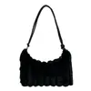 Bolso de felpa de otoño e invierno para mujer, nuevo bolso de hombro versátil de moda, bolso tote de gran capacidad, bolso peludo para debajo del brazo, bolso para teléfono móvil