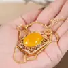 2025 Nuevo Collar Estilo Palacio Dorado Cuadrado para Mujer Retro Elegante Diseño de Nicho Elegante Cadena para Clavícula
